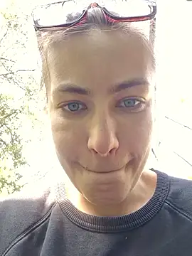 Keli Jessi online show from April 14, 11:26 am