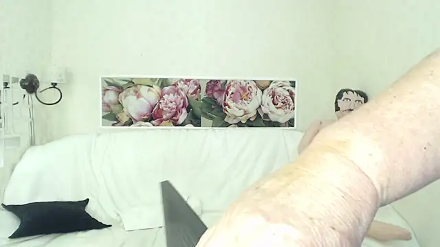 FlaviaSquirts online show from February 10, 7:40 am