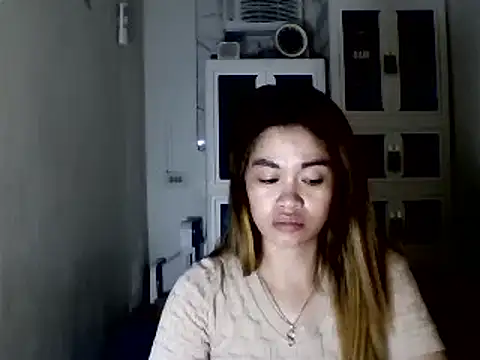 Snapshot of pinay4uwithagoodheart chatting on December 5, 10:17 am pinay4uwithagoodheart online show from December 5, 10:17 am