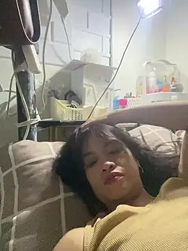 pinay4uwithagoodheart online show from April 7, 6:32 pm