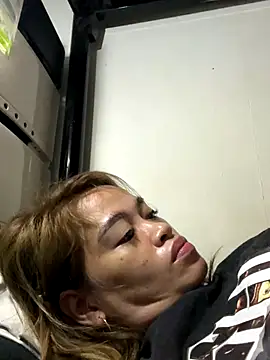 pinay4uwithagoodheart online show from December 18, 8:41 am