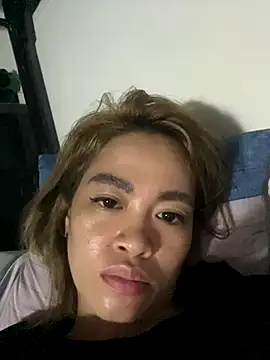 Snapshot of pinay4uwithagoodheart chatting on September 18, 7:55 am pinay4uwithagoodheart online show from September 18, 7:55 am