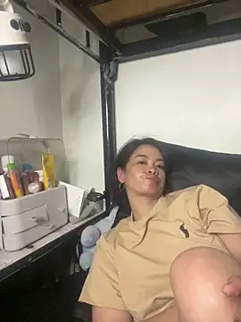 pinay4uwithagoodheart online show from April 22, 6:09 am