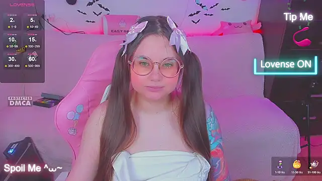 Lolisuccub online show from December 19, 7:49 pm