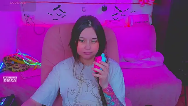 Lolisuccub online show from April 26, 2:14 pm
