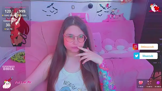 Snapshot of Lolisuccub chatting on June 20, 5:40 pm Lolisuccub online show from June 20, 5:40 pm