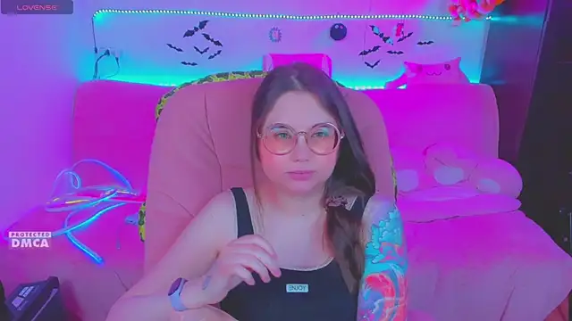 Lolisuccub online show from May 25, 5:11 pm