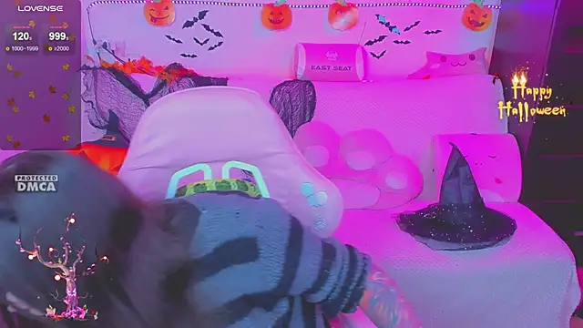 Lolisuccub online show from November 1, 6:24 pm