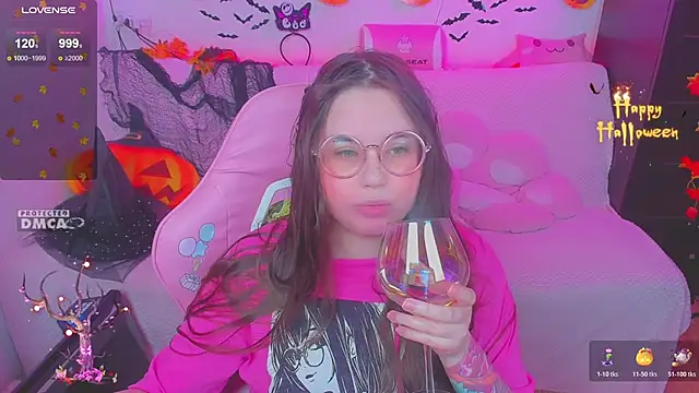 Lolisuccub online show from December 2, 5:36 pm