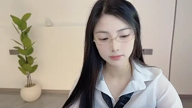 HaagenDazs  online show from March 17, 1:03 am