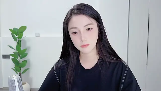 HaagenDazs  online show from October 8, 1:12 pm