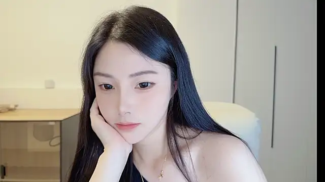 HaagenDazs  online show from May 18, 1:39 am