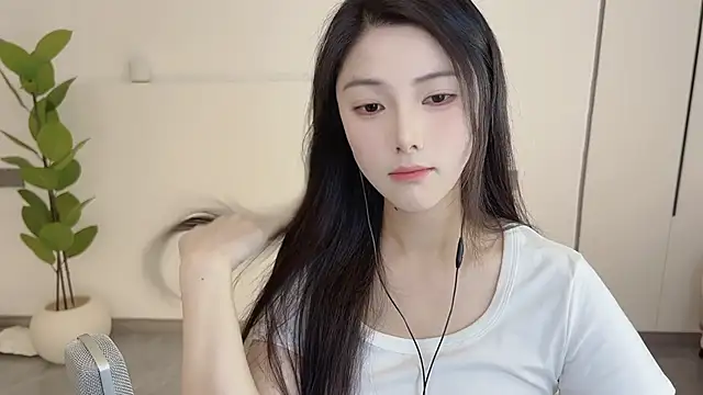 HaagenDazs  online show from March 19, 12:48 am