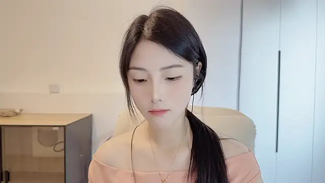 HaagenDazs  online show from April 18, 3:20 am