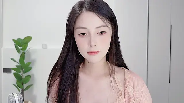 HaagenDazs  online show from October 9, 1:33 pm