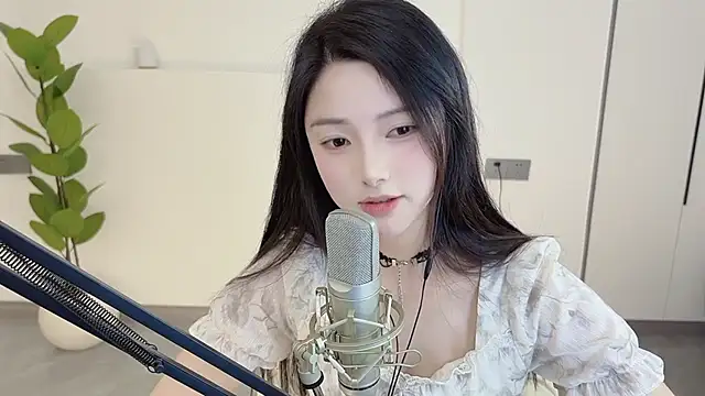 HaagenDazs  online show from March 13, 4:16 am