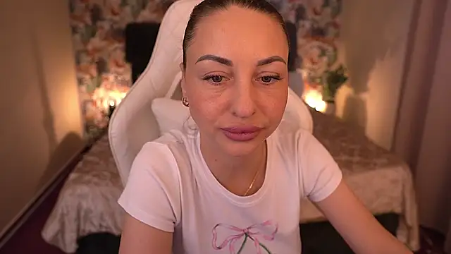 Snapshot of KristiiMax chatting on May 27, 4:25 pm KristiiMax online show from May 27, 4:25 pm