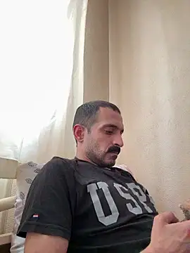 saye0044 online show from February 8, 7:17 am