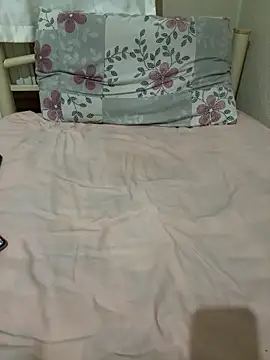 saye0044 online show from April 5, 4:46 pm