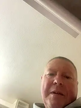 boilinghot123 online show from October 26, 5:52 am