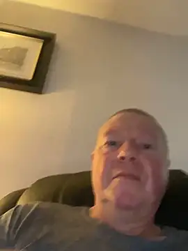 boilinghot123 online show from February 14, 6:35 am