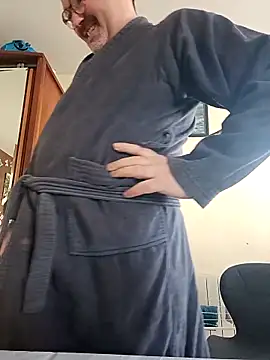 Snapshot of mike9473 chatting on November 5, 8:50 am mike9473 online show from November 5, 8:50 am