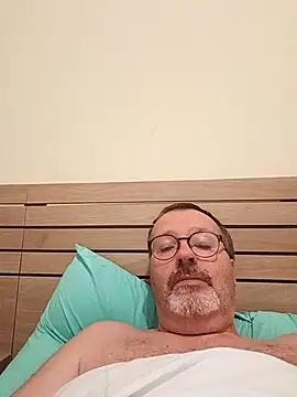 mike9473 online show from November 11, 8:58 pm