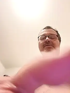 mike9473 online show from December 16, 6:56 pm