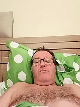 Snapshot of mike9473 chatting on September 24, 9:54 pm mike9473 online show from September 24, 9:54 pm