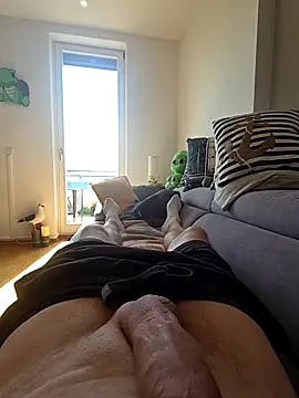 lovebbwgirly online show from April 21, 11:39 am