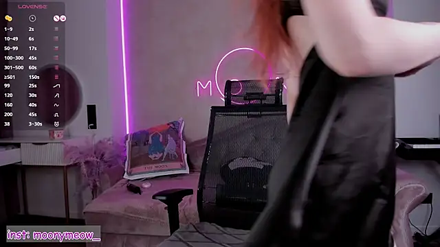 lika lil online show from March 14, 2:42 am