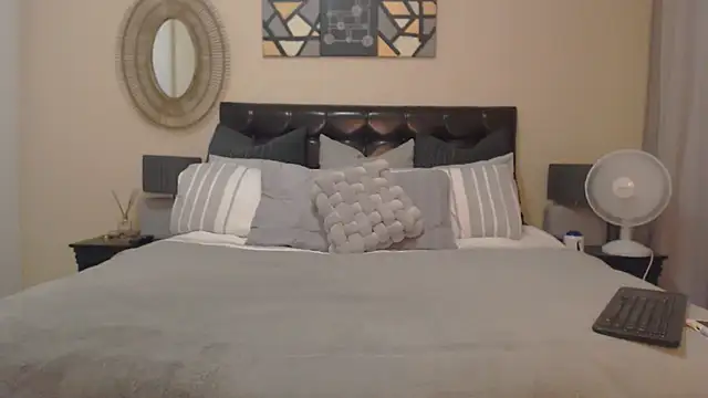 Snapshot of Creamyass22 chatting on January 28, 5:03 pm Creamyass22 online show from January 28, 5:03 pm