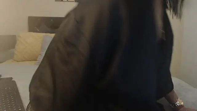 Snapshot of Creamyass22 chatting on May 14, 4:04 pm Creamyass22 online show from May 14, 4:04 pm