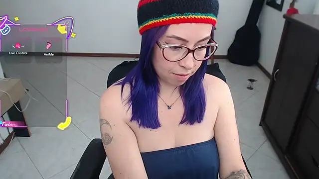 charlottezoe15 online show from September 9, 2:59 pm