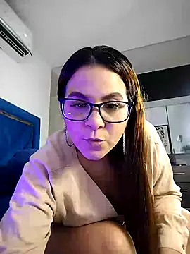 Snapshot of Susaan_Miilf chatting on June 7, 6:57 pm Susaan Miilf online show from June 7, 6:57 pm
