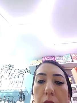 LunaZambrano online show from April 16, 3:24 pm