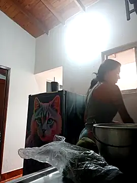 LunaZambrano online show from November 20, 2:07 pm