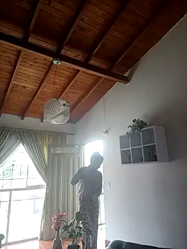 LunaZambrano online show from March 23, 4:07 pm