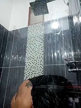 Snapshot of LunaZambrano chatting on October 3, 12:39 pm LunaZambrano online show from October 3, 12:39 pm