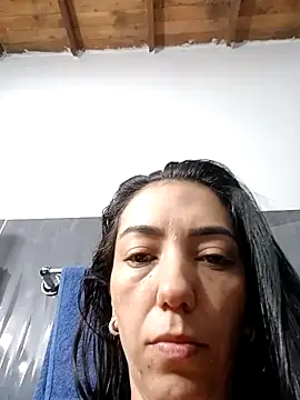 Snapshot of LunaZambrano chatting on March 13, 3:39 pm LunaZambrano online show from March 13, 3:39 pm