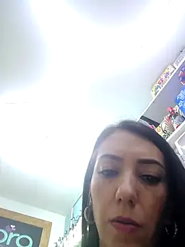 LunaZambrano online show from March 19, 5:13 pm