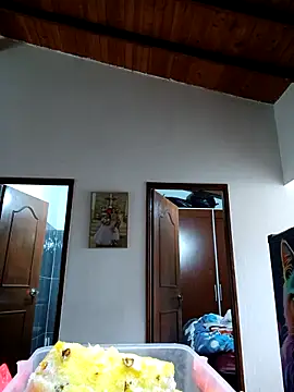 LunaZambrano online show from October 30, 2:36 pm