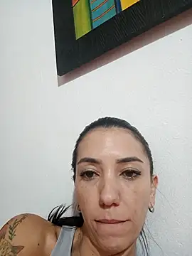 LunaZambrano online show from November 11, 3:23 am