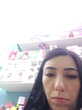 LunaZambrano online show from March 21, 6:45 pm