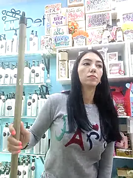 Snapshot of LunaZambrano chatting on September 30, 7:53 pm LunaZambrano online show from September 30, 7:53 pm