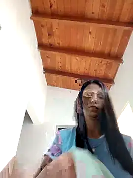 LunaZambrano online show from February 6, 12:56 pm