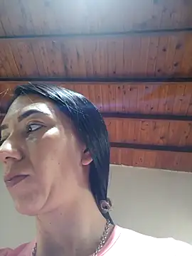 LunaZambrano online show from January 15, 1:58 pm