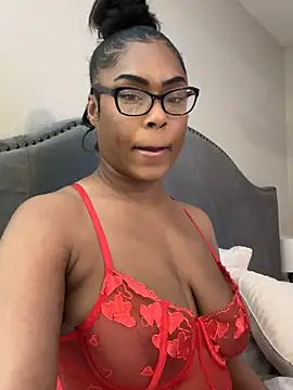 CandyLuxxxx online show from March 8, 12:55 am