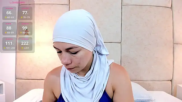 aisha vs online show from March 11, 1:05 pm