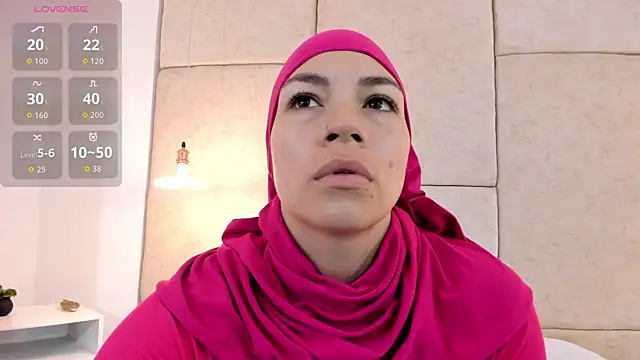 aisha vs online show from March 7, 12:21 pm